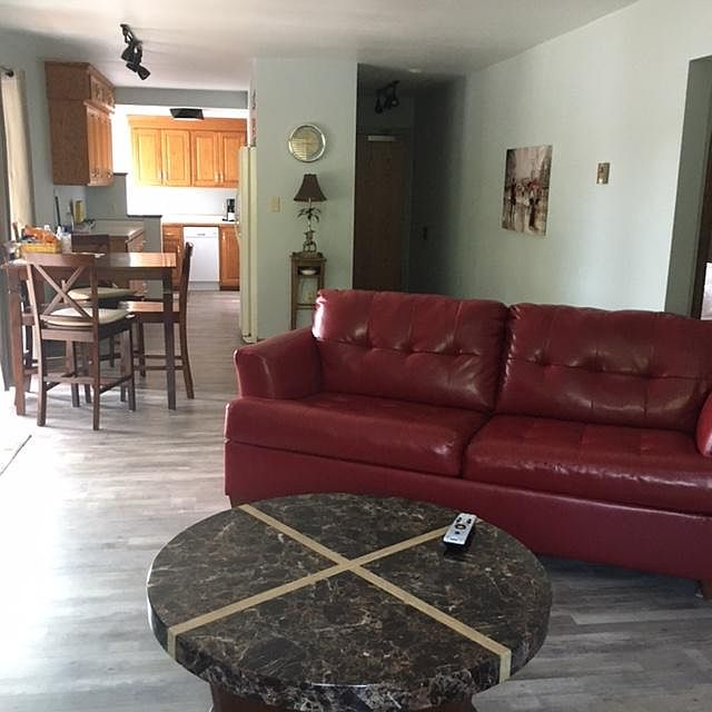 Living Room/ Dining