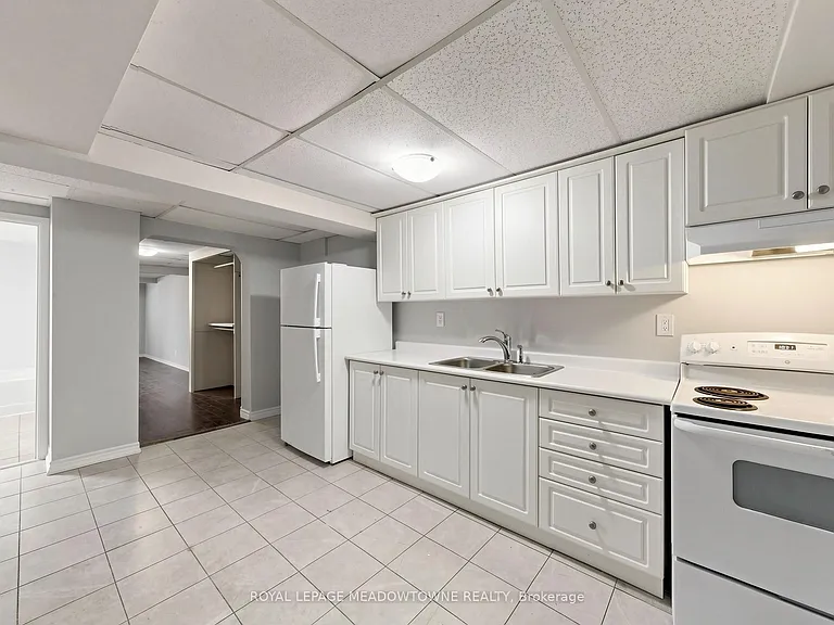 70 Mill St #10 — Photo 7