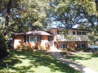 6065 Woodview Dr, Morrow, GA 30260