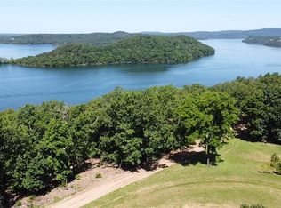 1226 County Road 156, Eureka Springs, AR 72632