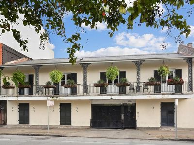 610 N Rampart St APT F, New Orleans, LA, 70112