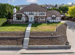 5709 W 26th Ave, Kennewick, WA 99338