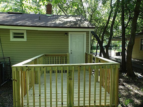 5th image of 1310 Dena St