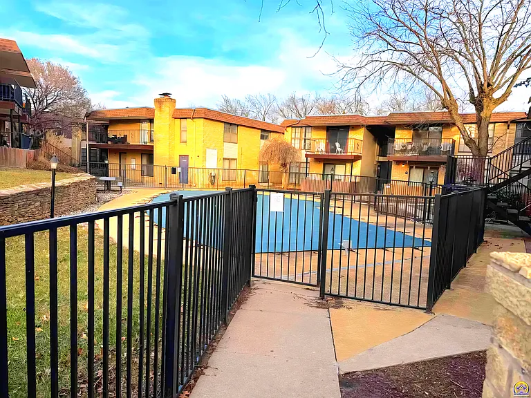 3032 SW Lydia Ave #103 — Photo 10