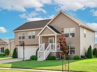 126 Cedar Ave, Delavan, WI 53115