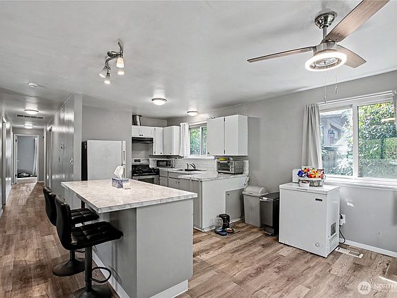 5th image of 12001 107TH Avenue Ct E