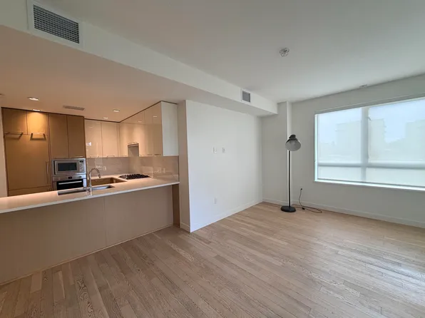 4033 May Dr #225, Richmond, BC V6X 0T3