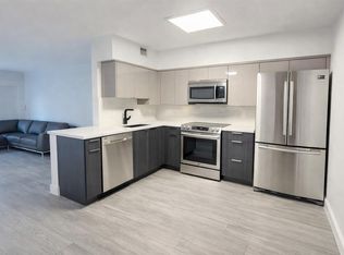 3220 Bayview Drive #211, Fort Lauderdale, FL 33306