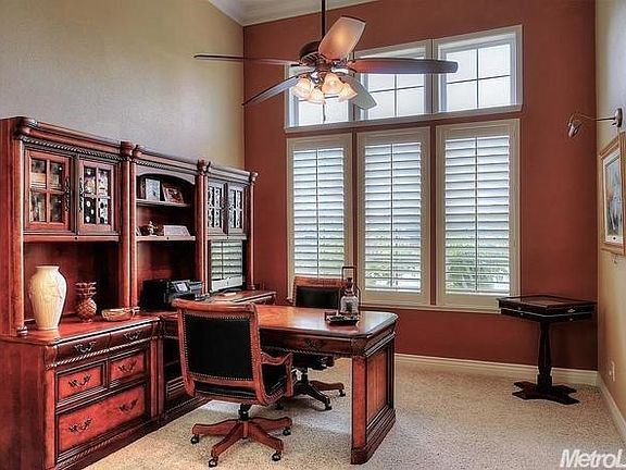 3rd image of 4165 Pinehurst Cir