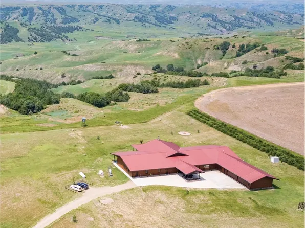 21627 Hardingrove Rd, Milesville, SD 57553