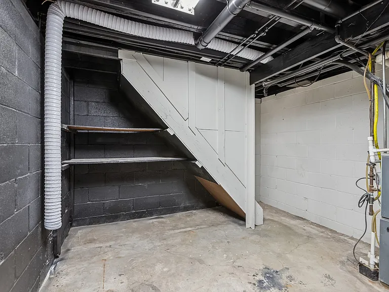 600 N 20th Ave — Photo 25
