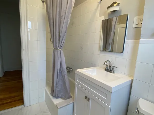 47-25 38th Street image 15 of 20