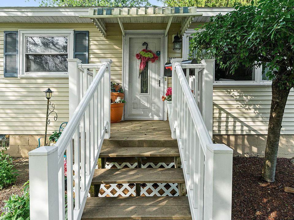 1st image of 2525 Consaul Road