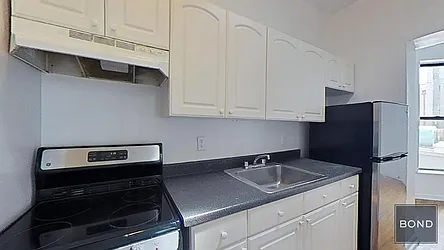 Rented by Bond New York