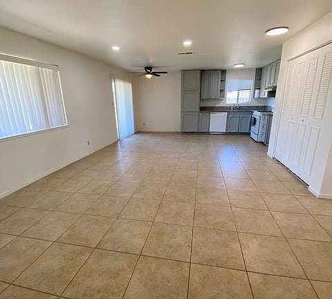 2nd image of 2741 Norcross Dr
