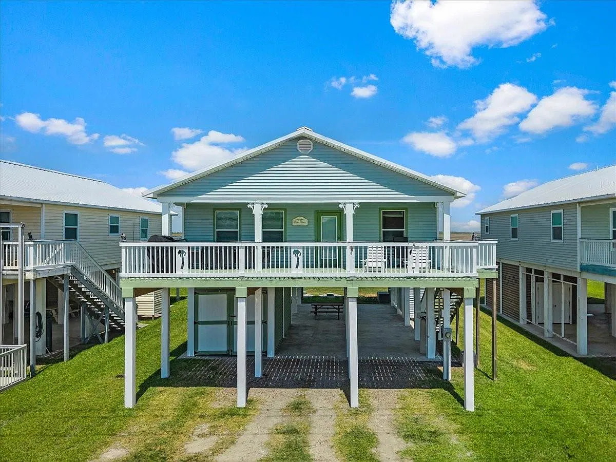 3 bed, 3.0 bath, 1280 sqft, $4,000 — Photo 4