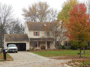 33424 Overland Ln, Solon, OH 44139