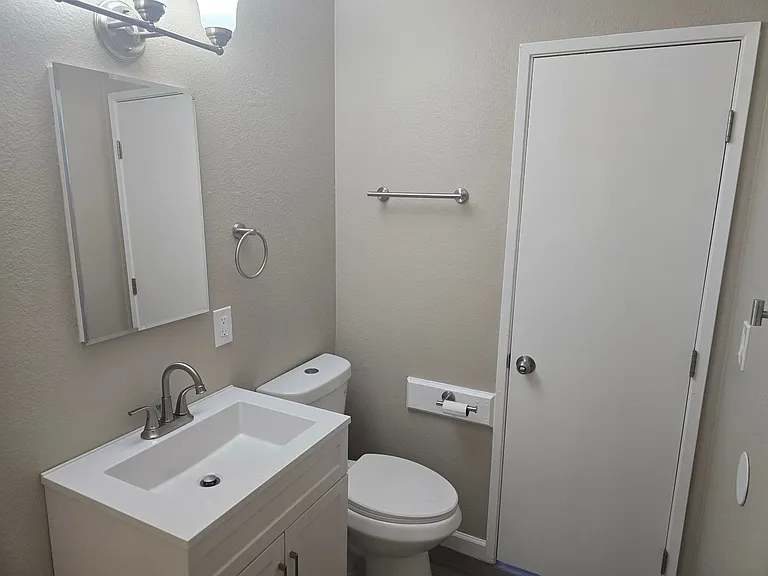 1332 N Norma St — Photo 6