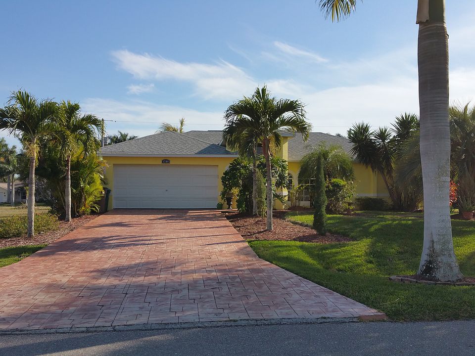 1st image of 1700 SW 51st St