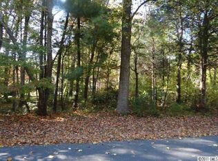 4412 Whispering Oaks Dr, Charlotte, NC 28213