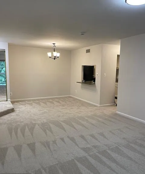 5900 Cove Landing Rd #202 — Photo 9