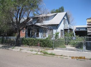 512 N Stacy Ave, Miles City, MT 59301