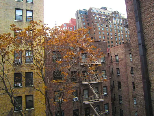 Rented by City Connections Realty | media 19