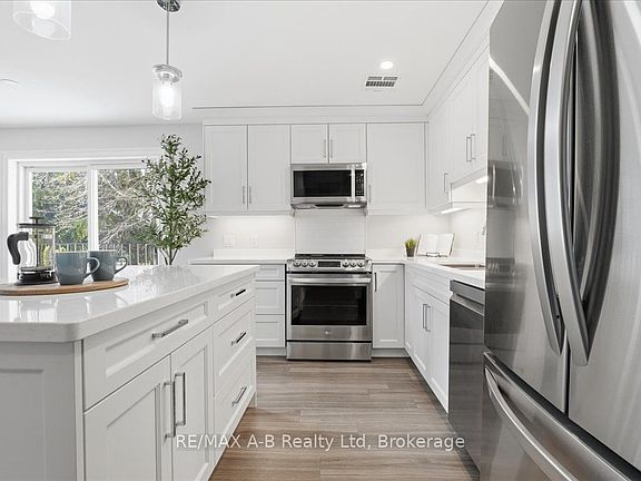 5th image of 100 Gordon St #204