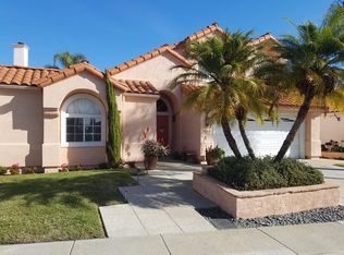 2 Portofino Dr, Vista, CA 92081