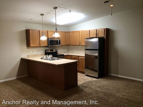 5th image of 24 1st St NE APT C