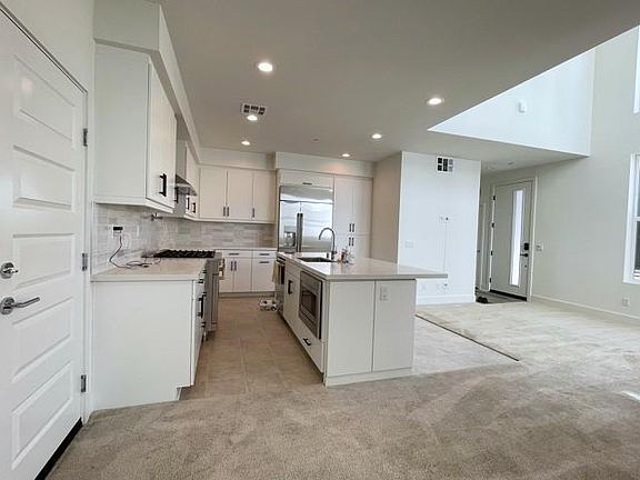 4th image of 7905 Calico St