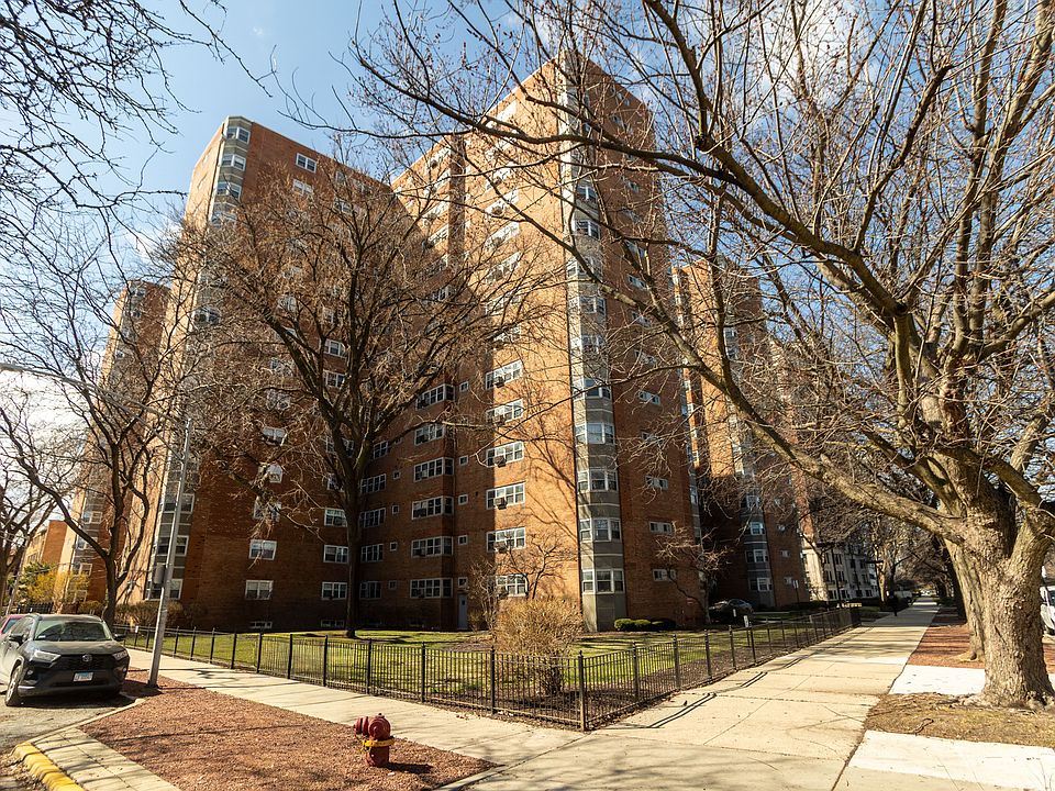 1st image of 4960 N Marine Dr #1014