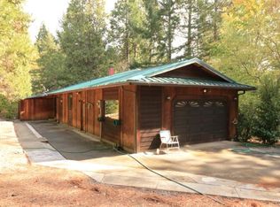 400 King Mountain Trl, Wolf Creek, OR 97497