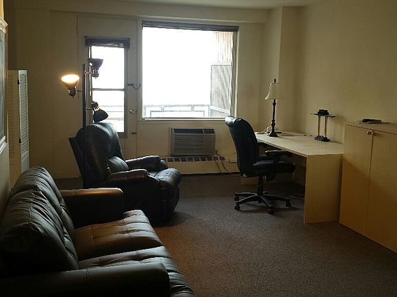 2nd image of 5900 Arlington Ave APT 12R