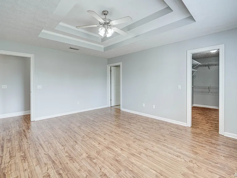 5402 Blue Dog Rd — Photo 9