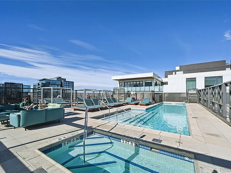1750 Wewatta St #1121 — Photo 42