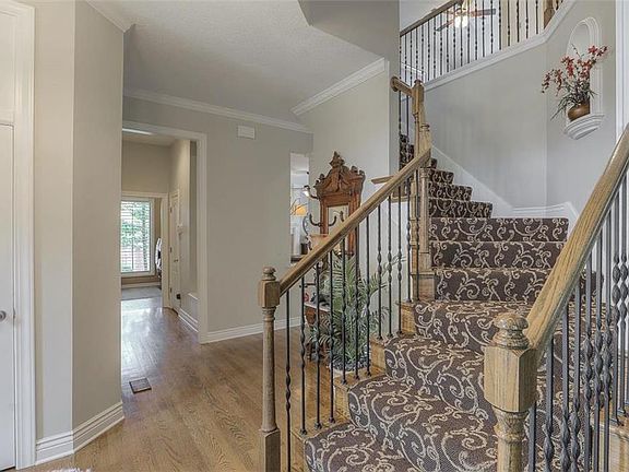 4th image of 13800 Haskins St