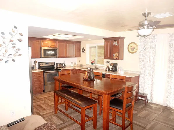 29225 Avenida De Las Flores, Canyon Lake, CA 92587