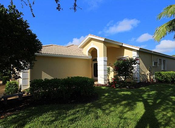 2nd image of 26484 Clarkston Dr