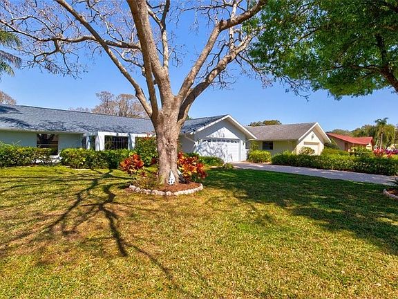 4th image of 4831 Greywood Ln