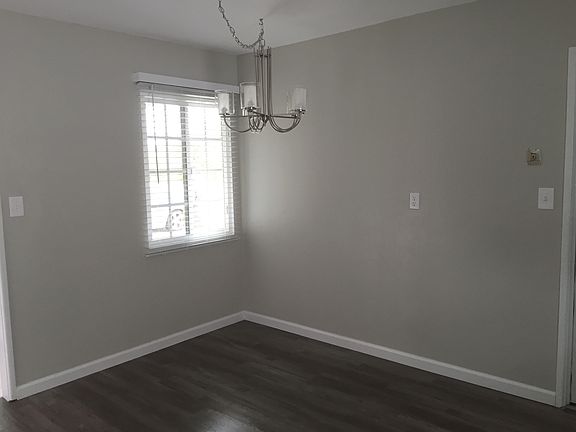 2nd image of 323 Rosebud Ln