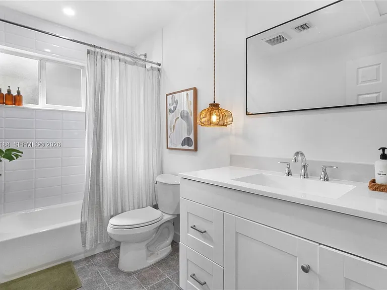 191 SE 13th Ave — Photo 19