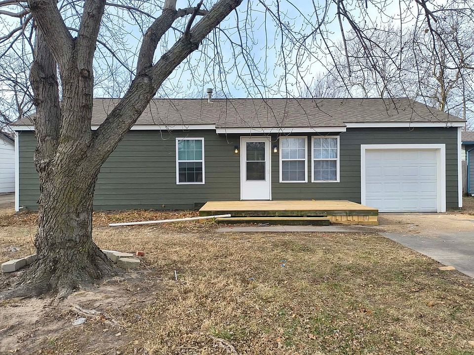 1st image of 3437 S Glenn Ave