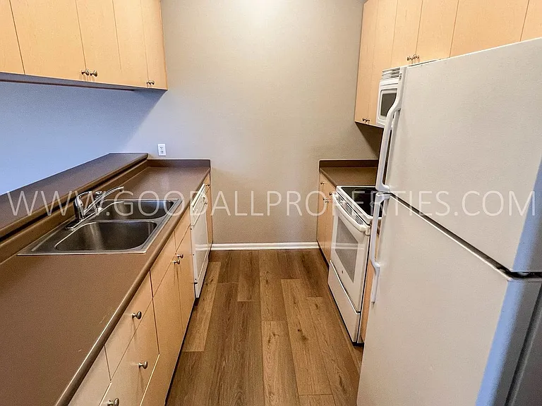 1207 NE 5th Ln #C11 — Photo 4