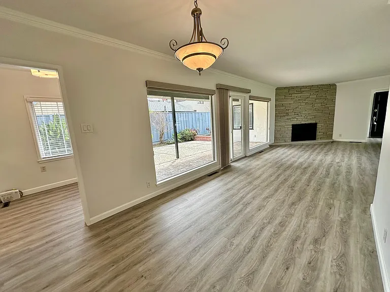 Dining & Living Area