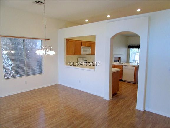 3rd image of 8528 Quail Brook Ave #0