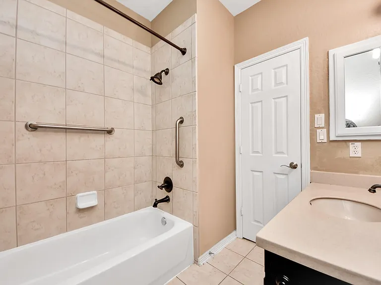 3727 Lakeridge Canyon Dr — Photo 34