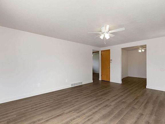 4th image of 817 Litle Ct
