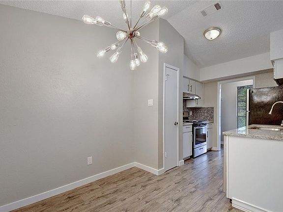 5th image of 8014 Clydesdale Dr #A