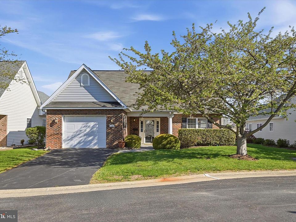 1st image of 105 Cranberry Ct